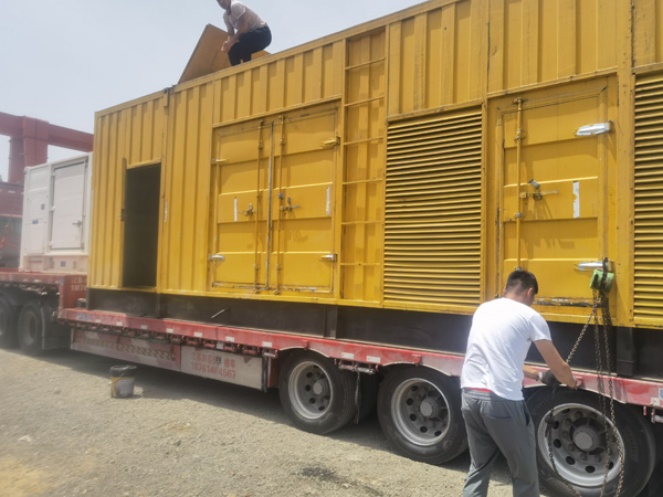 吉林除了负载情况和发动机维护，还有哪些因素会影响 200kw 柴油发电机的油耗？